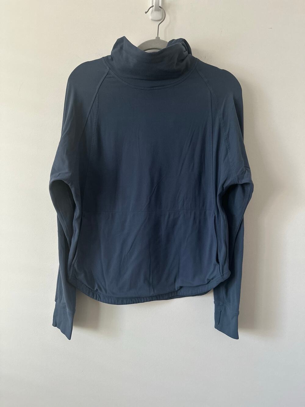 Lululemon Long Sleeve Running Top Funnel Neck Blue Size 10 Thumbholes